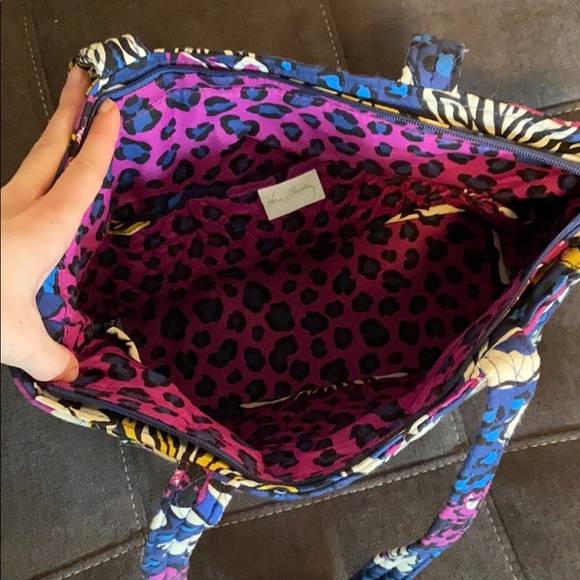 Vera Bradley African Violets handbag - Picture 3 of 3